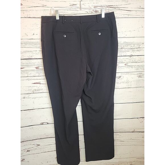 Liz Claiborne Black Elizabeth Straight Leg Mid Rise Casual Pants Women's Size 14 - Picture 2 of 9